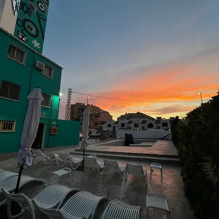 Hotell Hey 3*