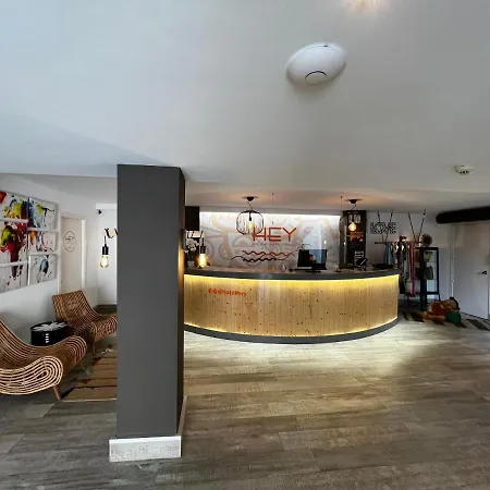 Hotel Hey 3*