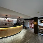 Hotel Hey